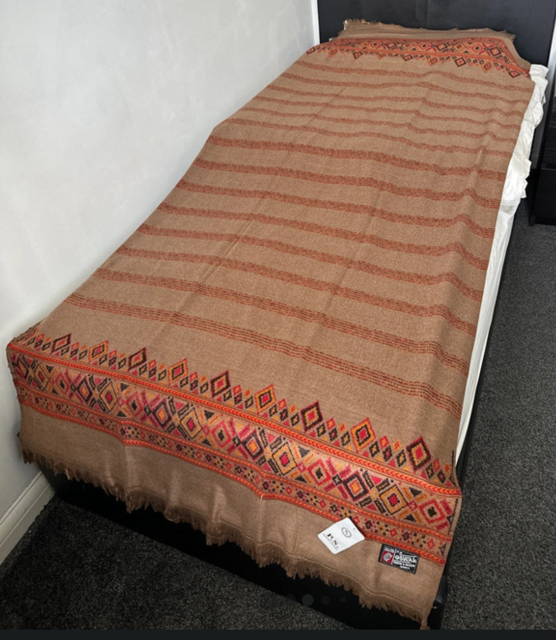 Luxurious Punjabi Shawl - Handcrafted Traditional Wrap