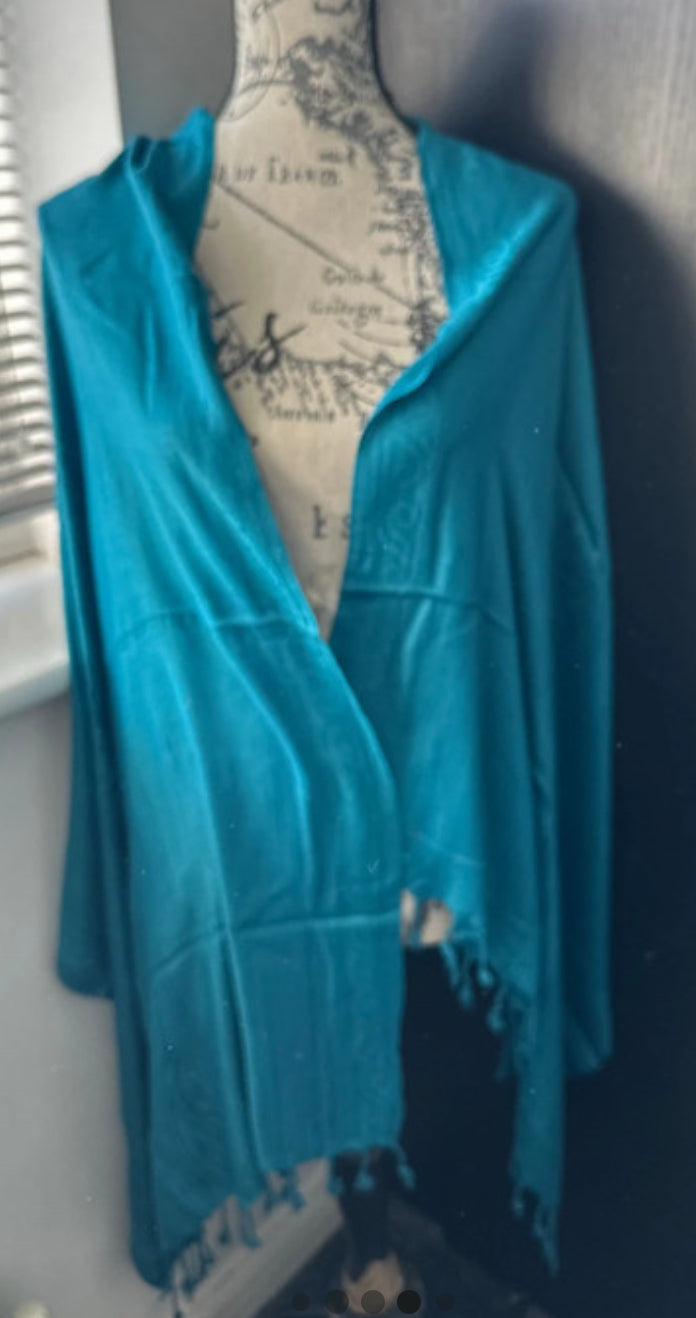 Blue Lightweight Shawl - Elegant & Versatile Accessory