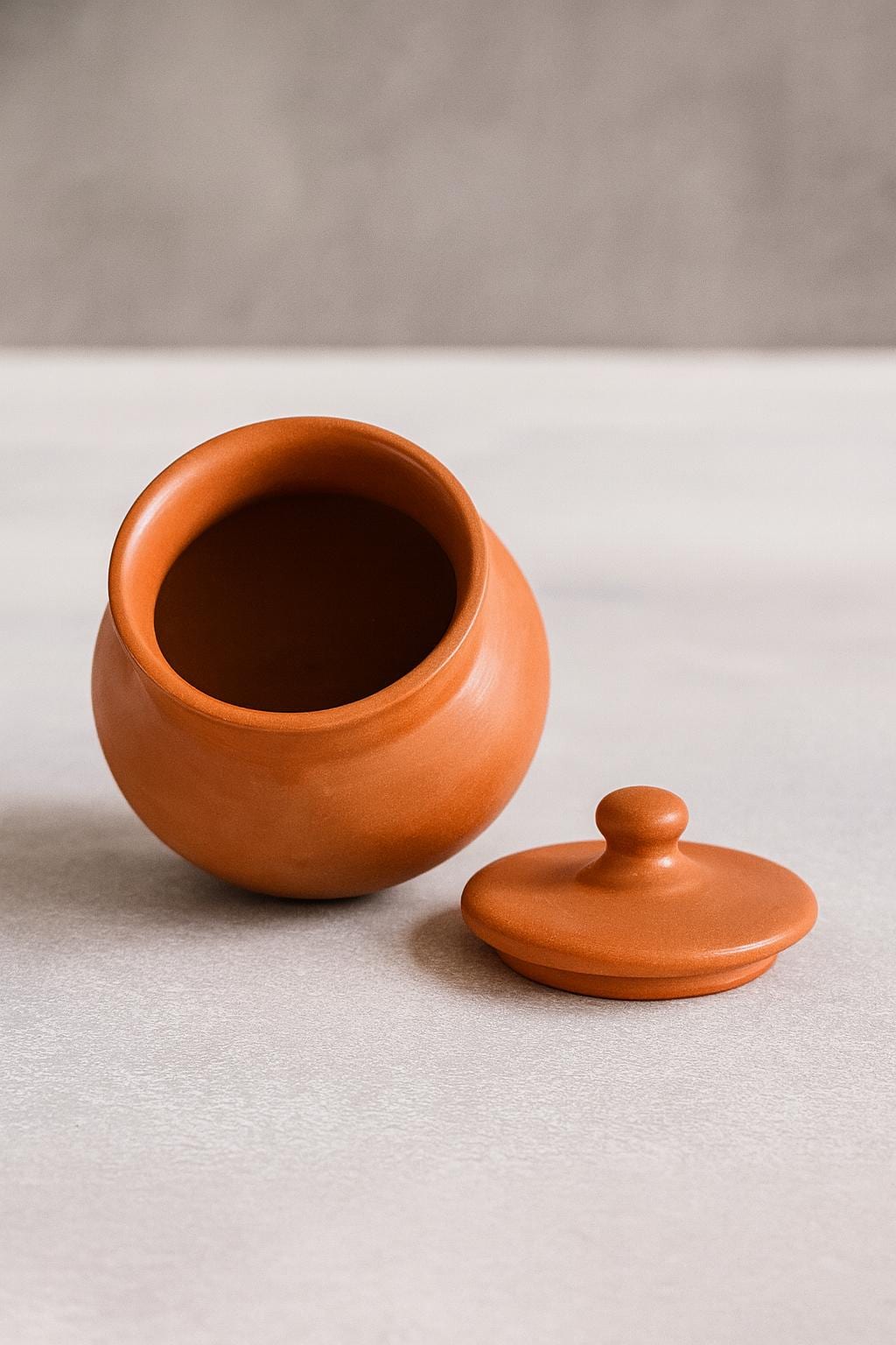 Handmade Terracotta Clay Jar with Lid – Natural Earthenware Storage Pot for Spices, Pickles, Masalas & Kitchen Décor – Eco-Friendly Rustic