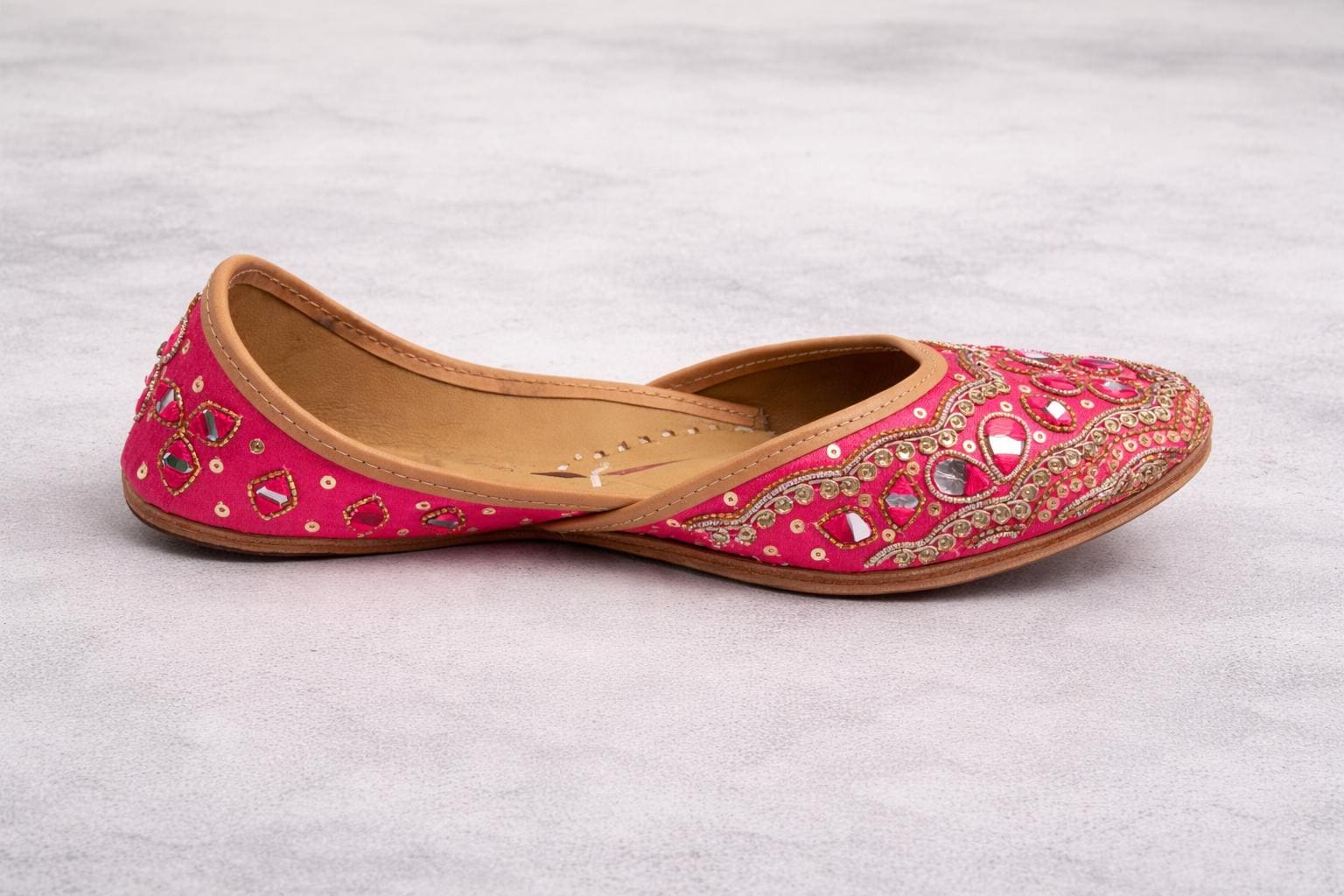 Handcrafted Punjabi Jutti for Women | Pink Mirror Work Indian Jutti | Traditional Moja Flats