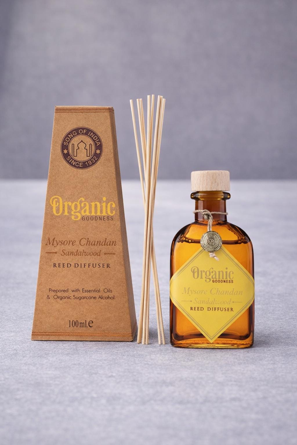 Sandalwood Reed Diffuser 100ml Organic Essential Oil Room Fragrance Mysore Chandan Amber Glass Home Decor Gift Natural Home Scent