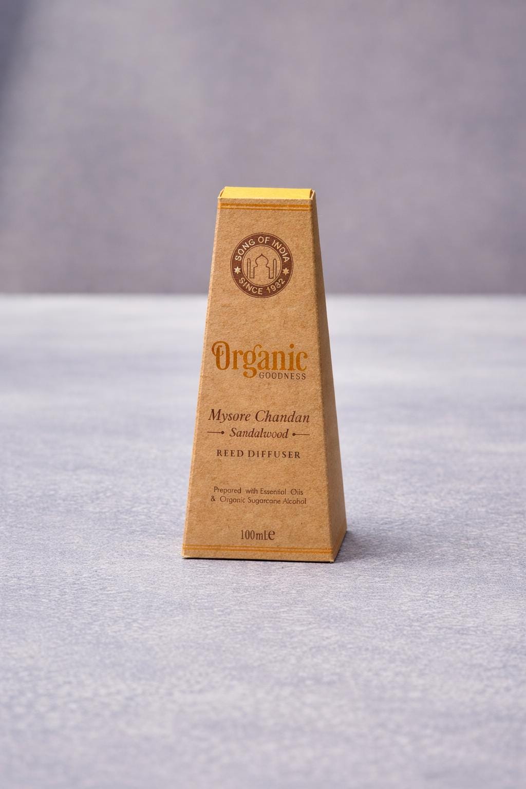 Sandalwood Reed Diffuser 100ml Organic Essential Oil Room Fragrance Mysore Chandan Amber Glass Home Decor Gift Natural Home Scent